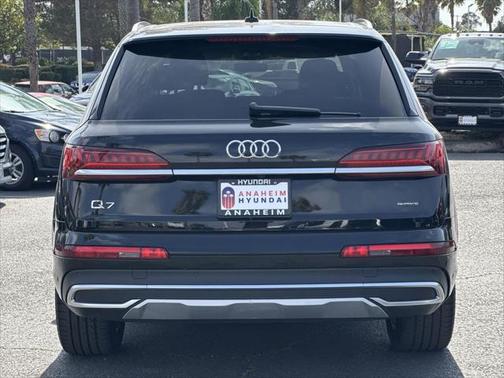 2021 Audi Q7 55 Premium Plus