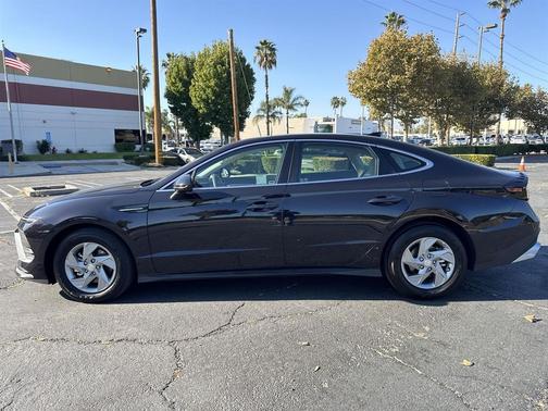 2025 Hyundai SONATA SE