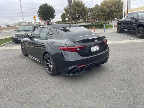 2018 Alfa Romeo Giulia Quadrifoglio