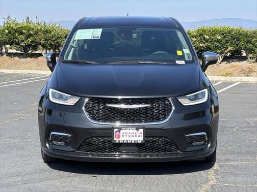 2022 Chrysler Pacifica Hybrid Limited