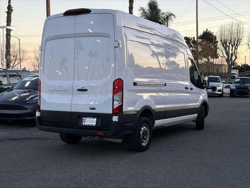 2023 Ford Transit-250 Base