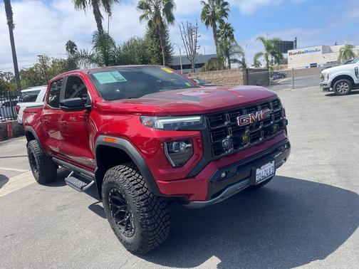 2023 GMC Canyon AT4X