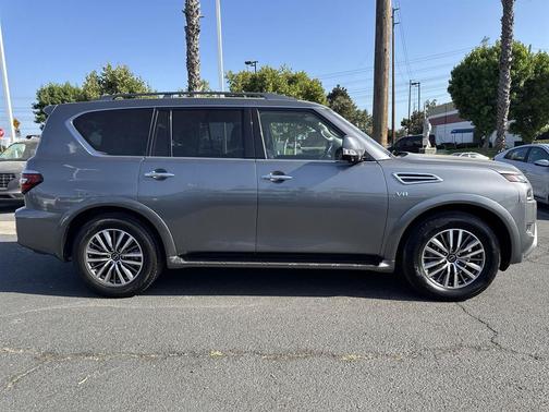 2022 Nissan Armada SL 2WD