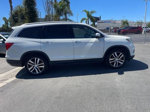 2017 Honda Pilot Elite