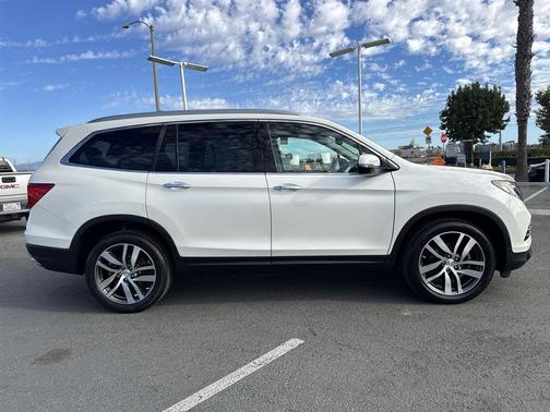 2017 Honda Pilot Elite