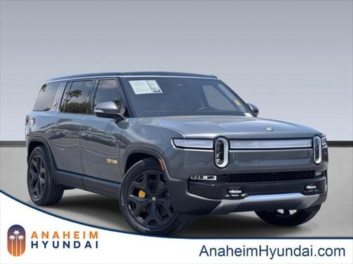 2023 Rivian R1S Adventure