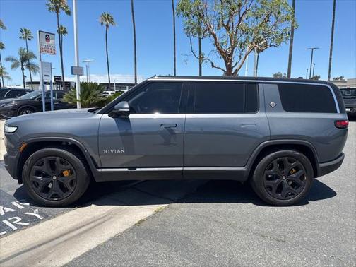 2023 Rivian R1S Adventure