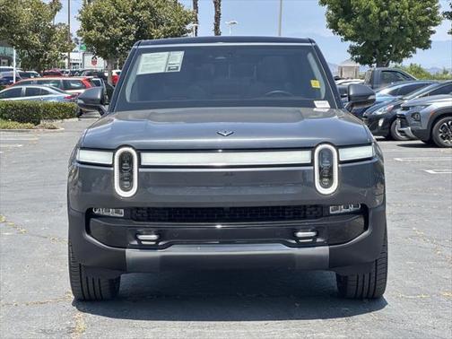 2023 Rivian R1S Adventure