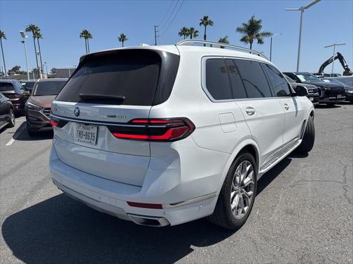 2024 BMW X7 xDrive40i