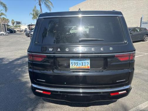 2023 Jeep Wagoneer Series III 4x4
