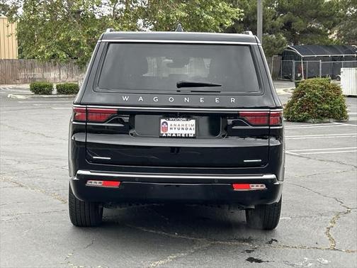 2023 Jeep Wagoneer Series III 4x4