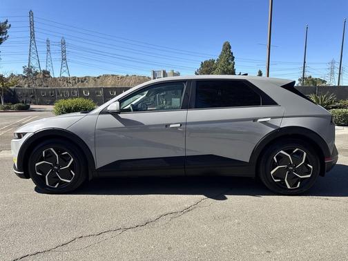 2023 Hyundai IONIQ 5 SE