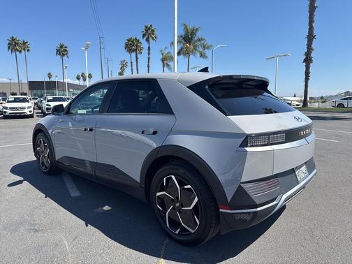 2023 Hyundai IONIQ 5 SE