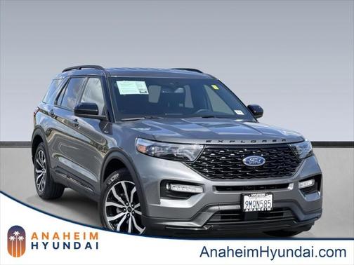 2024 Ford Explorer ST-Line