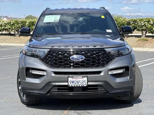 2024 Ford Explorer ST-Line