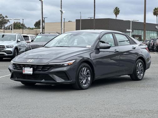 2024 Hyundai ELANTRA HEV Blue