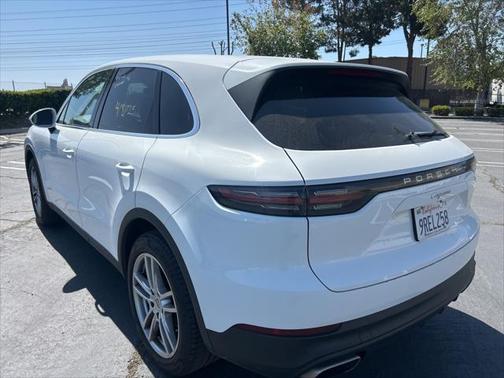 2021 Porsche Cayenne Base