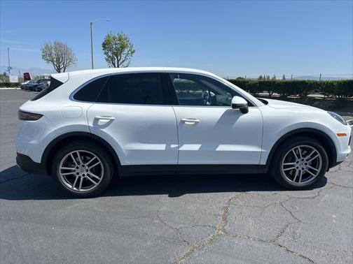 2021 Porsche Cayenne Base
