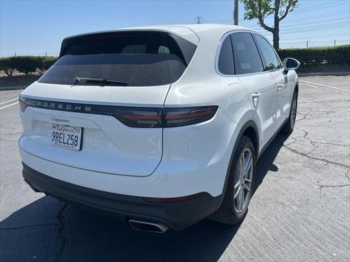 2021 Porsche Cayenne Base