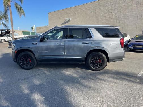 2022 GMC Yukon SLT