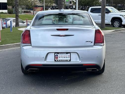 2021 Chrysler 300 S