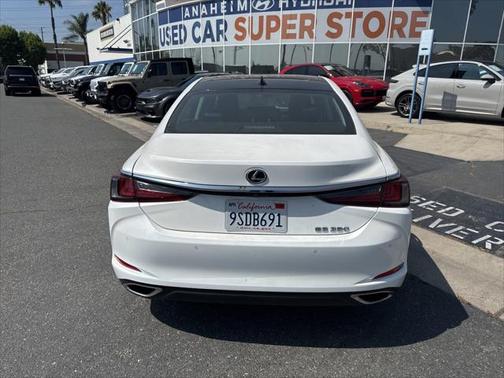 2023 Lexus ES 350 Base