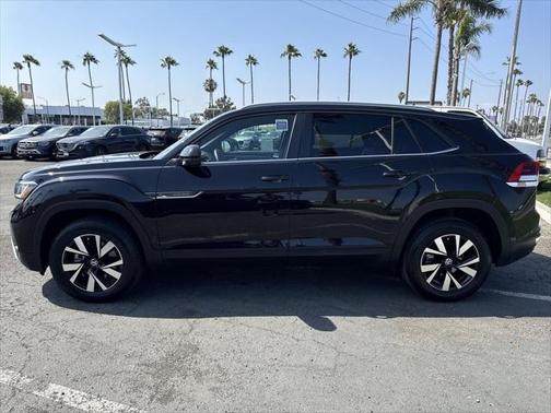 2022 Volkswagen Atlas Cross Sport 2.0T SE