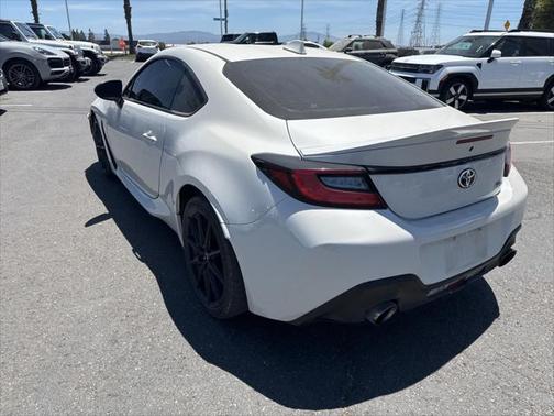 2023 Toyota GR86 Premium