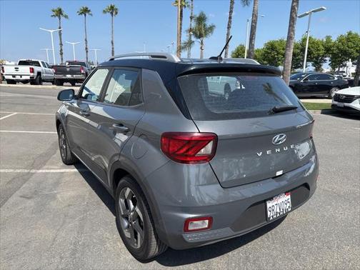 2024 Hyundai VENUE Limited