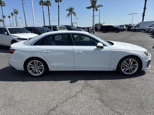 2023 Audi A4 45 S line Premium Plus