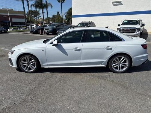 2023 Audi A4 45 S line Premium Plus