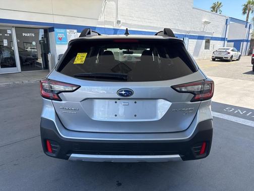 2022 Subaru Outback Limited XT