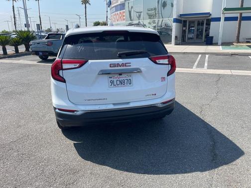 2022 GMC Terrain AWD AT4