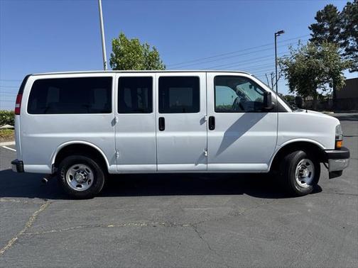 2020 Chevrolet Express 2500 RWD 2500 Regular Wheelbase LT