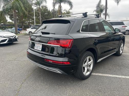 2022 Audi Q5 40 Premium