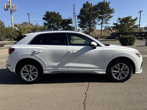 2023 Audi Q3 Premium 45 TFSI S line quattro Tiptronic