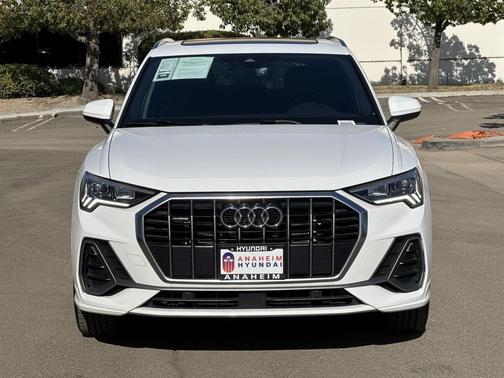 2023 Audi Q3 Premium 45 TFSI S line quattro Tiptronic