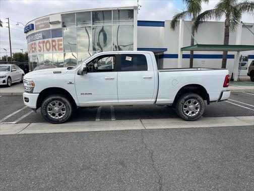 2024 RAM 2500 Laramie Crew Cab 4x4 6'4' Box