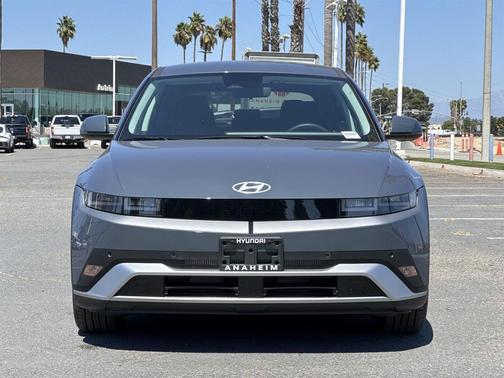 2025 Hyundai IONIQ 5 SE
