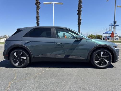 2025 Hyundai IONIQ 5 SE