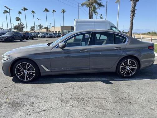 2022 BMW 540 i