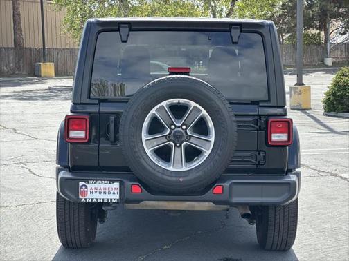 2022 Jeep Wrangler Unlimited Sahara