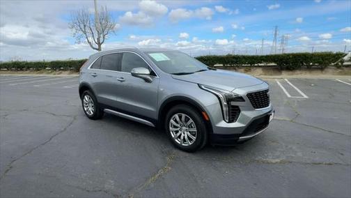 2023 Cadillac XT4 Premium Luxury