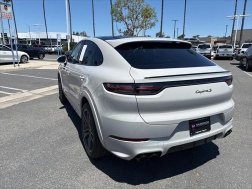 2023 Porsche Cayenne S