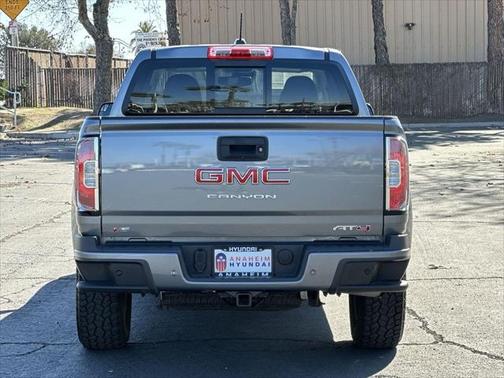 2022 GMC Canyon Base