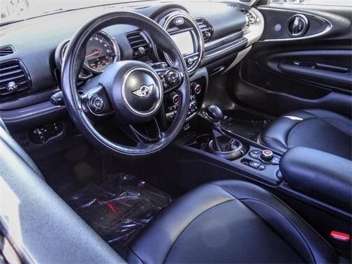 Photo 3 of 25 of 2016 MINI Clubman Cooper