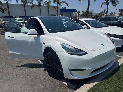 2021 Tesla Model Y Long Range Dual Motor All-Wheel Drive