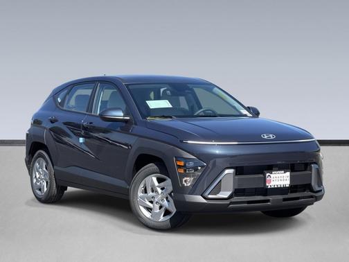 2025 Hyundai KONA SE