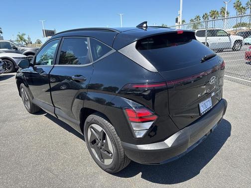 2025 Hyundai KONA EV SEL