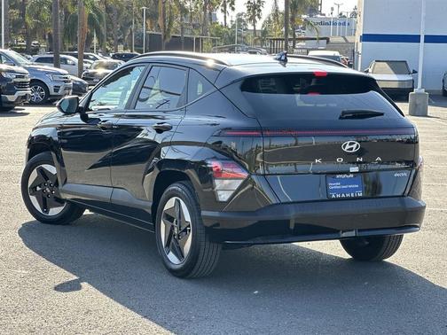 2025 Hyundai KONA EV SEL